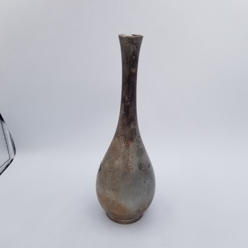 Metal interesting  vase 9" perfect for DYI